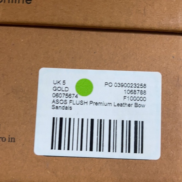 Women 100% Leather Shoes - Picture 3 of 3